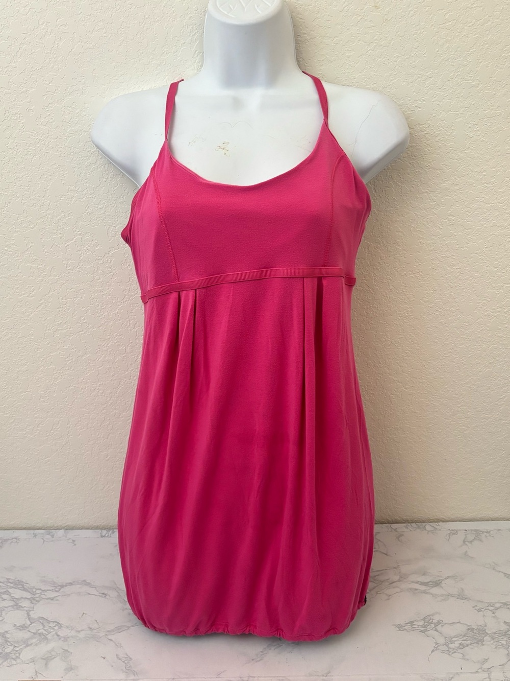 Victorias Secret VSX Sport Tank Top Pink Strappy Back Bra Lined Womens M